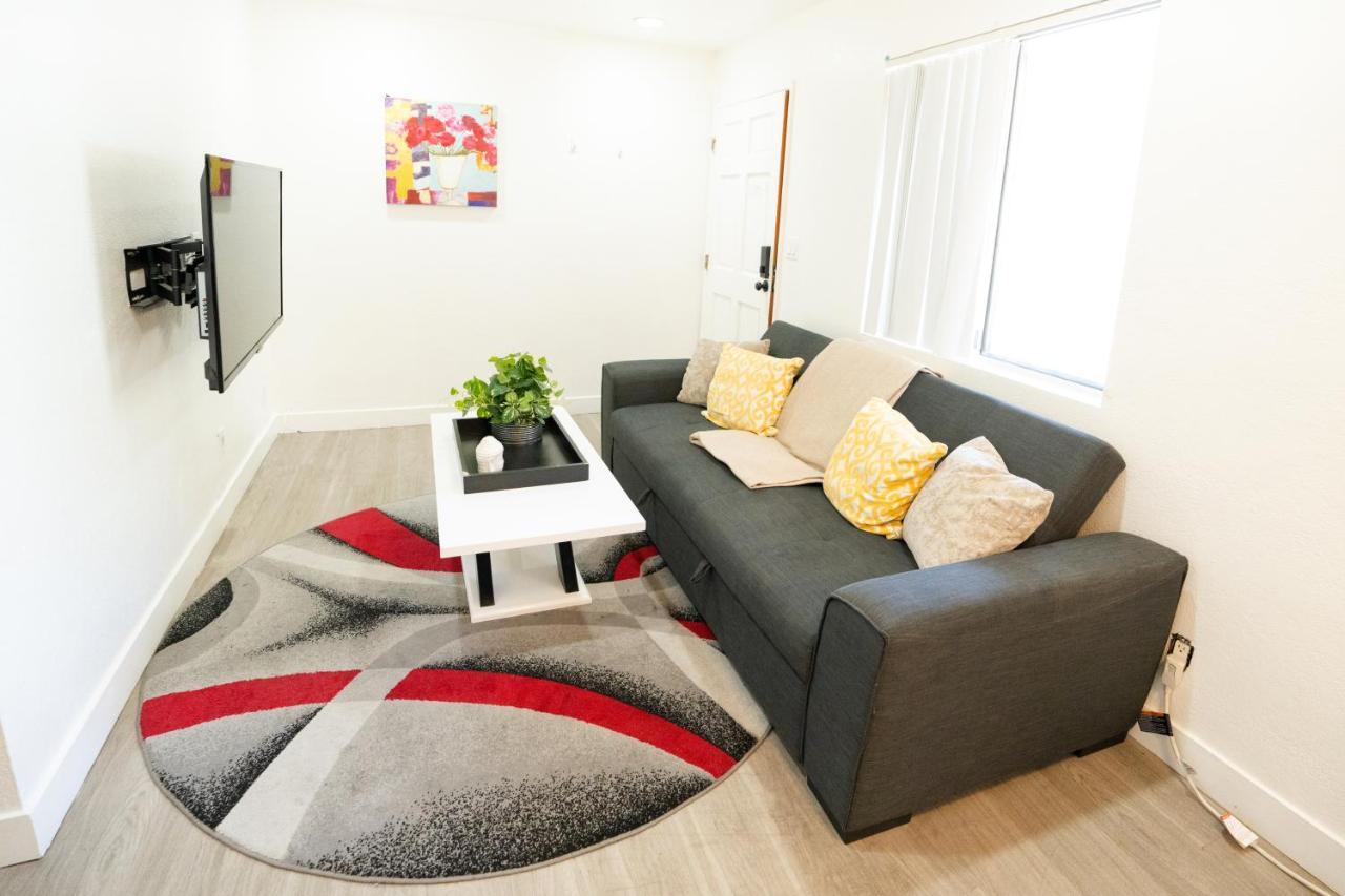 לוס אנג'לס Cozy Small 2 Bedroom In Koreatown/Hollywood מראה חיצוני תמונה